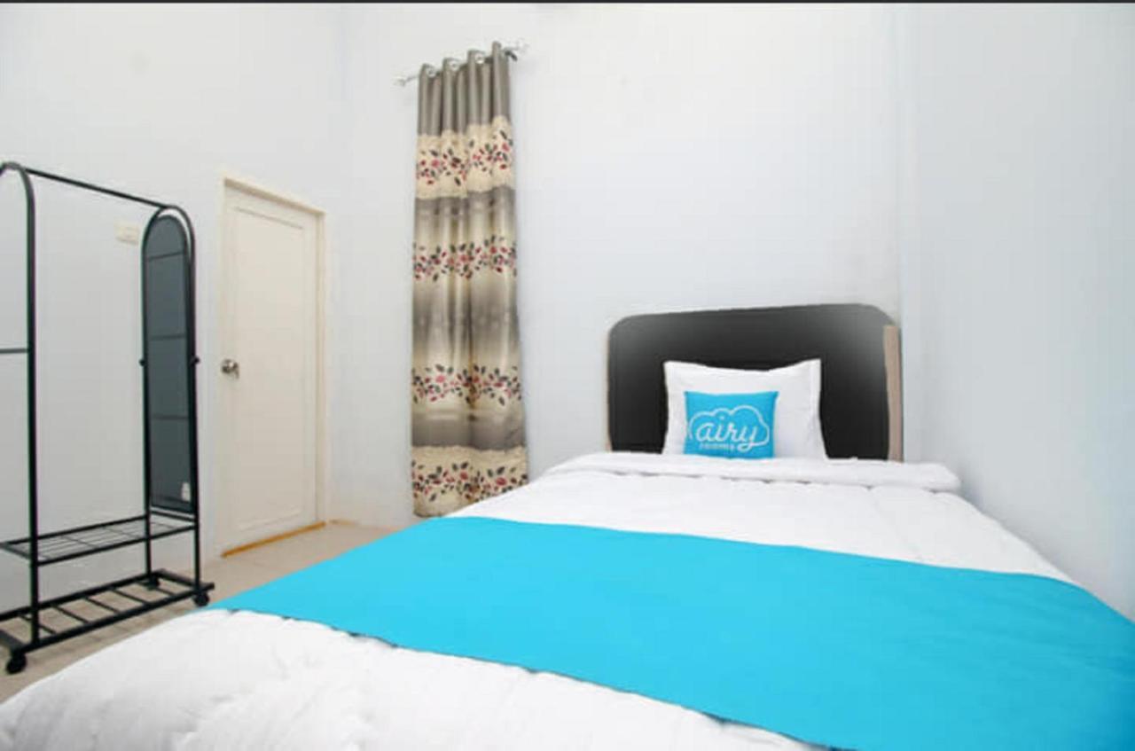 Khalisa Home Syariah Pontianak Exterior photo