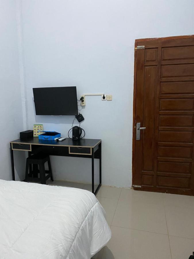 Khalisa Home Syariah Pontianak Exterior photo